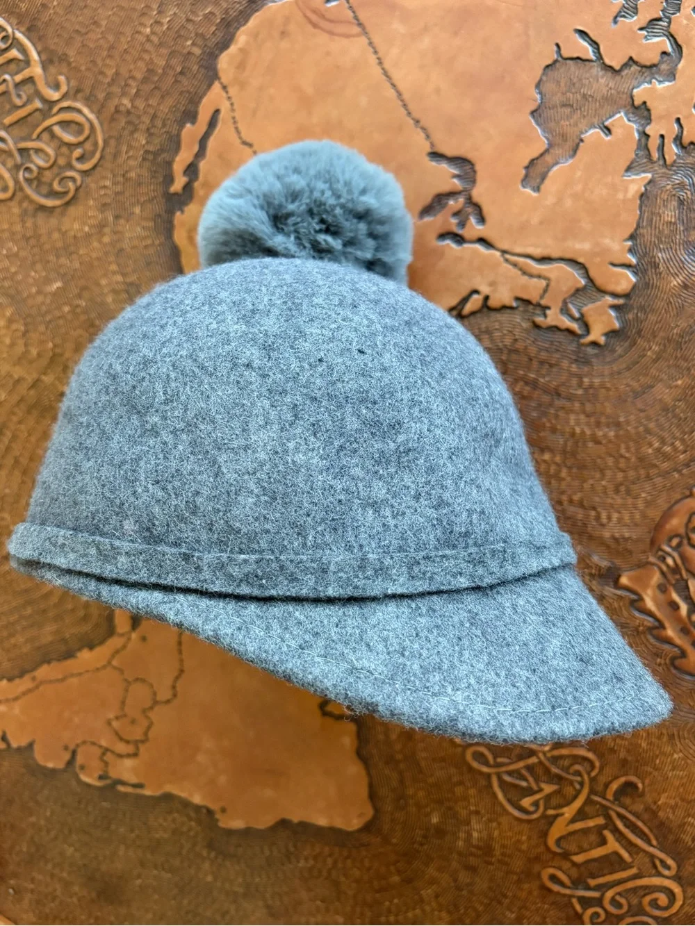 Zara Kids Gray Pom-Pom Riding Style Winter Hat - Soft 100% Wool Felt Beanie.